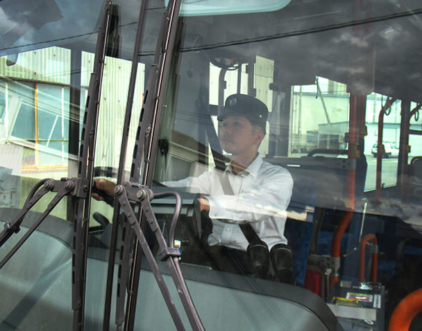 バス運転者（男性）のスケジュール